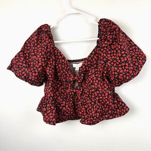 Band of the free crop top Large Puff Sleeve Strawberries